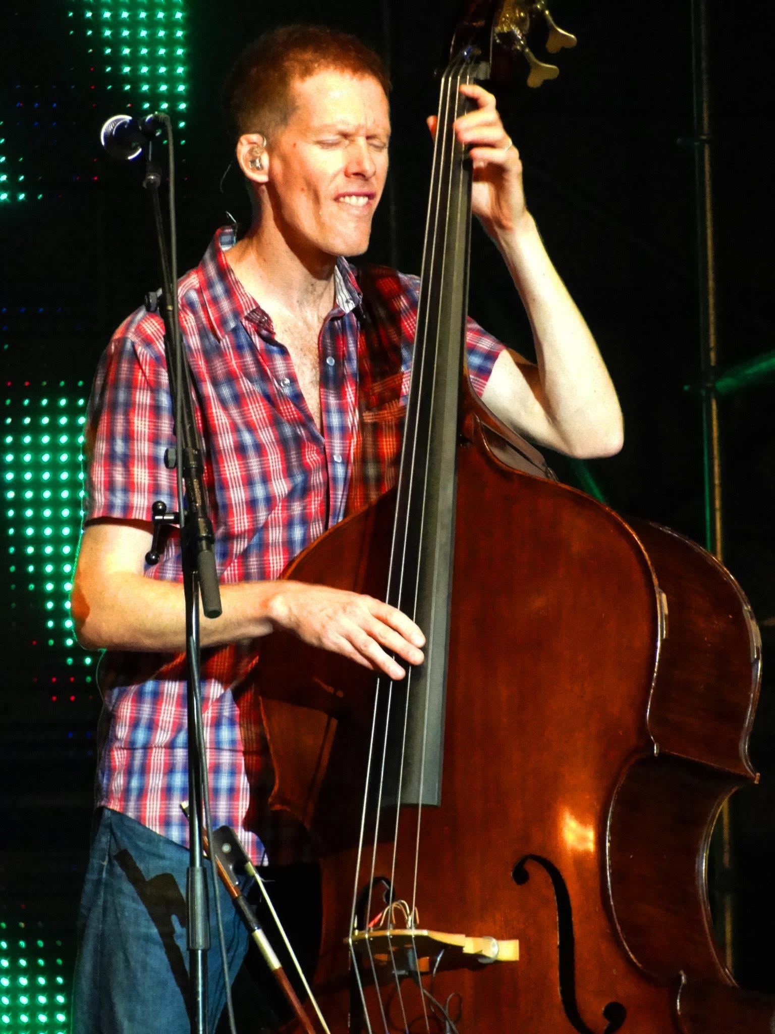 Barenaked Ladies in Philly live, frame 8