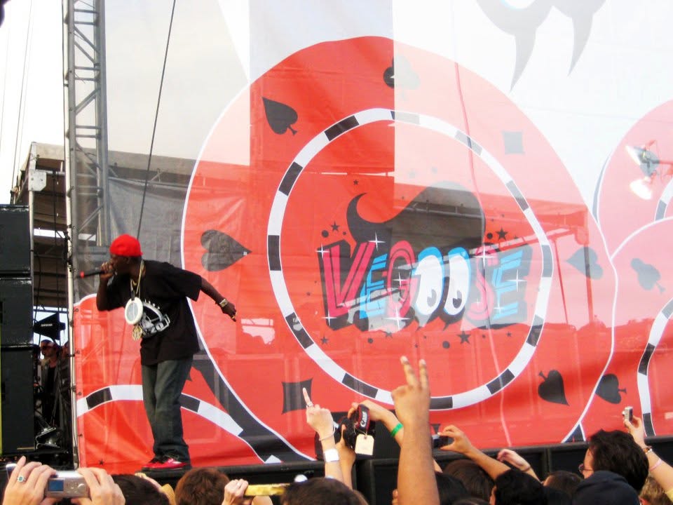 Public Enemy live, frame 9