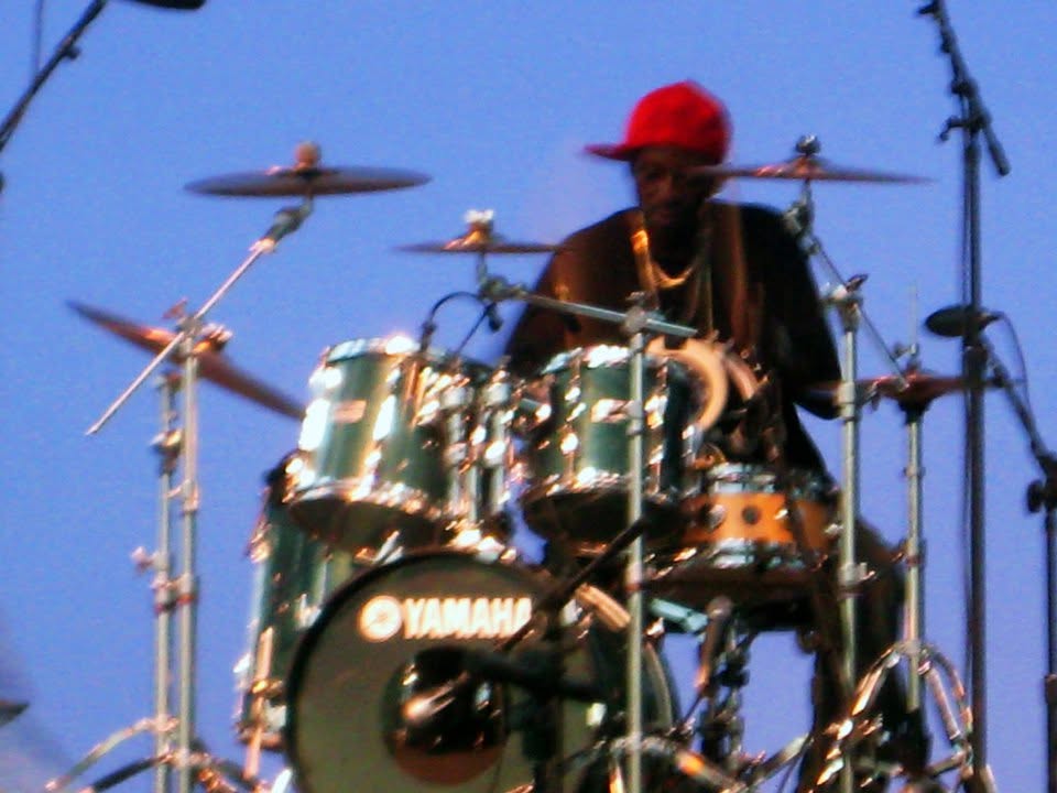 Public Enemy live, frame 18