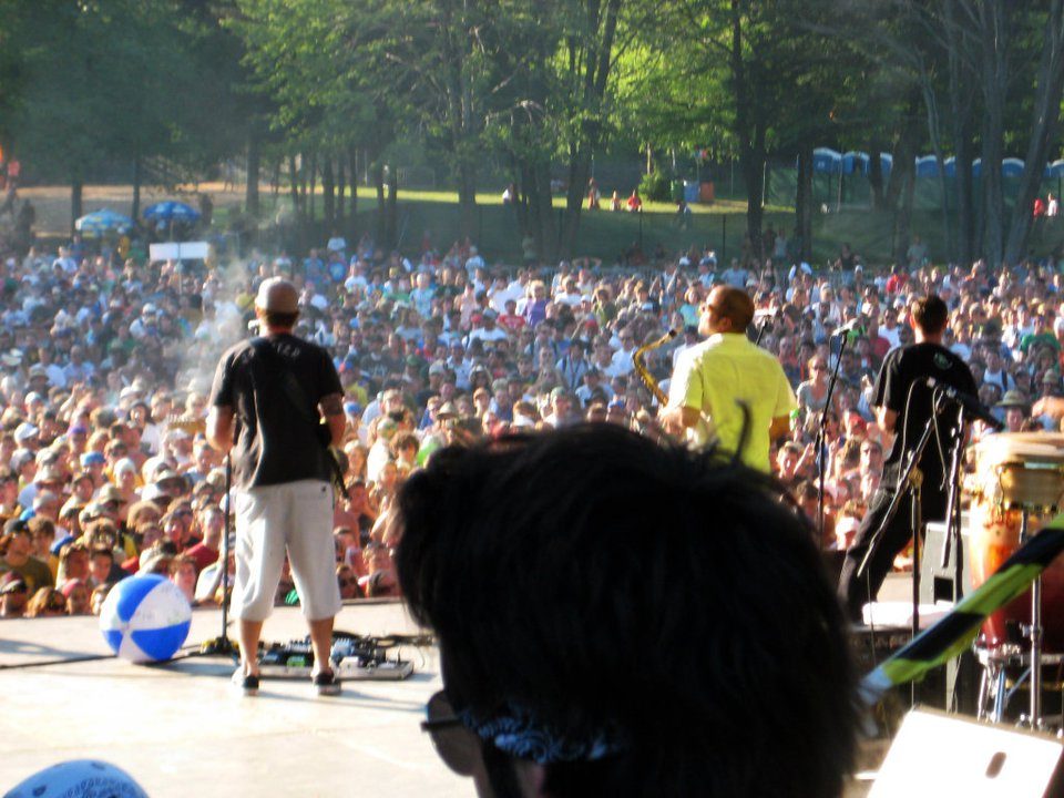 Slightly Stoopid live, frame 8